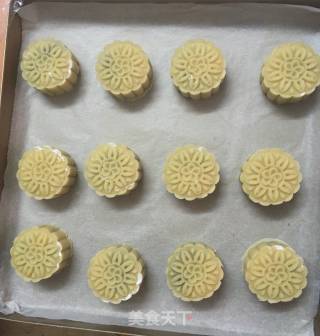 豆沙月饼的做法步骤：3