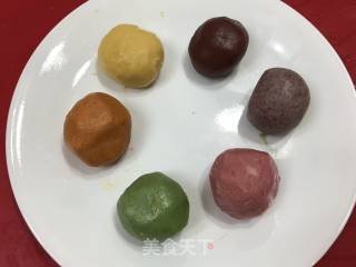 彩虹蛋黄酥的做法步骤：7