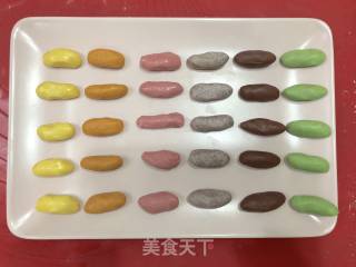 彩虹蛋黄酥的做法步骤：11
