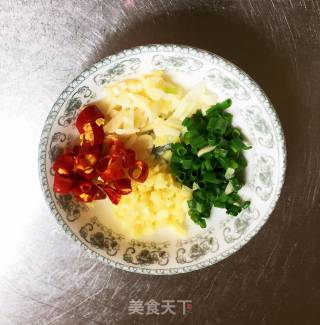 毛豆烧白条的做法步骤：3
