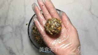 五仁馅月饼的做法步骤：3
