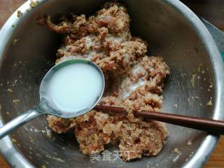 小油菜鲜蘑肉圆汤的做法步骤：6