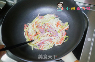 12个月以上番茄肉末夹心面条饼的做法步骤：9