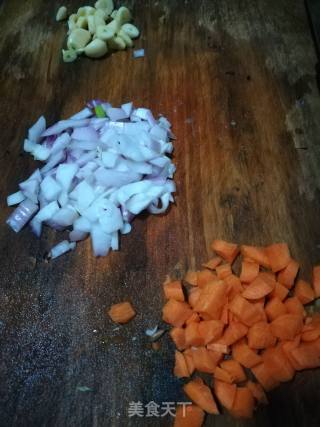 什锦烩茄子的做法步骤：1