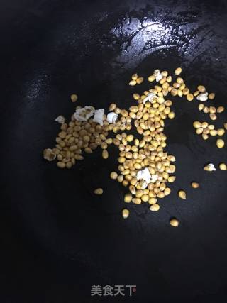 奶油爆米花的做法步骤：2