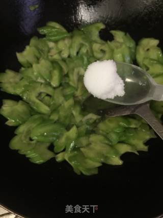 鼓汁凉瓜焖牛肉的做法步骤：9