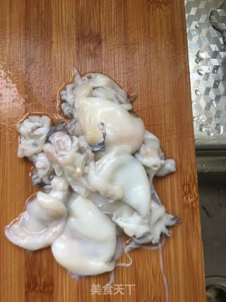 雪菜笋丝炒墨鱼仔的做法步骤：1