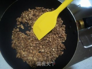 燕麦能量棒的做法步骤：1