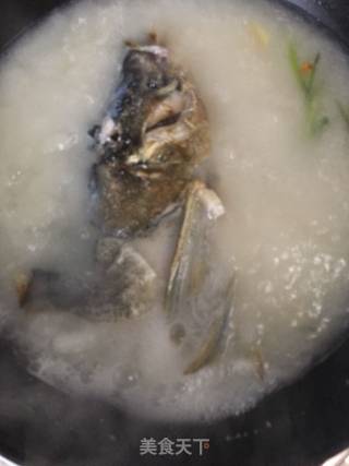 鱼汤的做法步骤：7