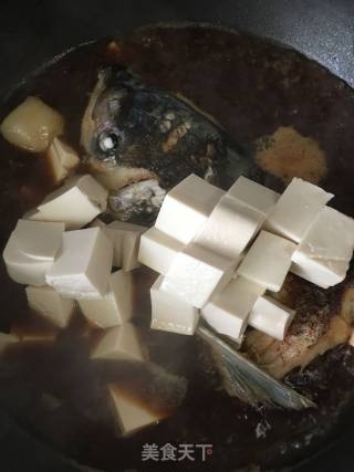 红烧鱼头的做法步骤：7