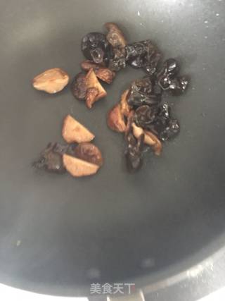炒菜秧的做法步骤：3