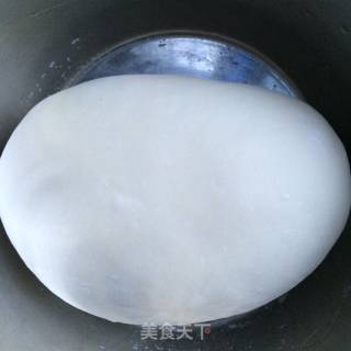 萝卜猪肉饺子的做法步骤：1