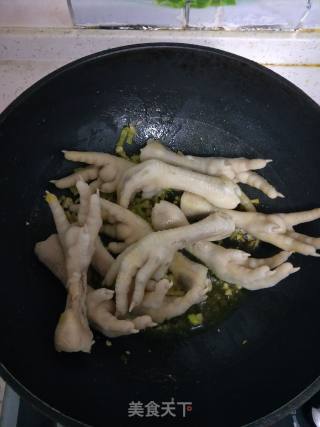 韩式辣鸡爪的做法步骤：5