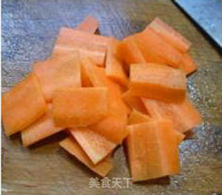 胡萝卜炒黄芽菜的做法步骤：6