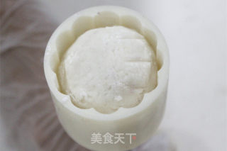宝宝专属月饼的做法步骤：5