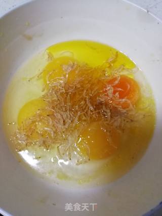 虾皮炒蛋的做法步骤：1