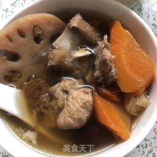 莲藕绿豆骨头汤，棒棒哒????的做法步骤：4