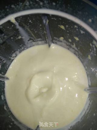 牛油果奶昔的做法步骤：3