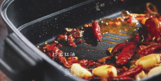 过完中秋也要吃顿好的，家庭版鸡公煲的做法步骤：4