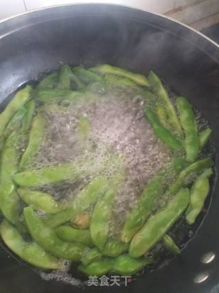 南瓜炖豆角的做法步骤：2