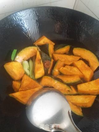 南瓜炖豆角的做法步骤：4