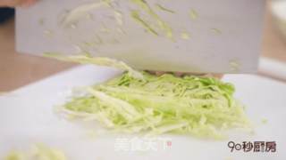 焦糖三文鱼的做法步骤：1