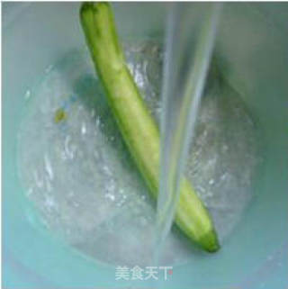 豆瓣酱丝瓜炒腐竹的做法步骤：5
