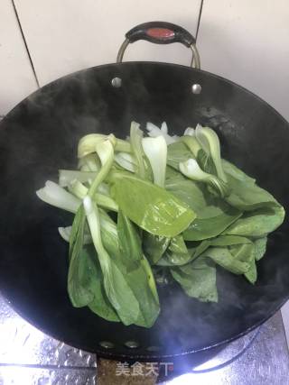 油菜蟹味菇的做法步骤：5