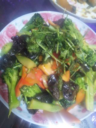 素烧西兰花的做法步骤：9