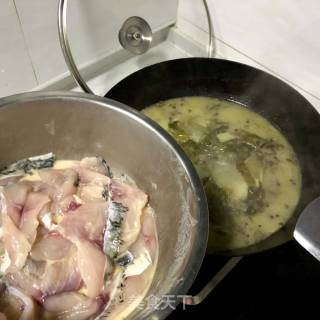 超哥版酸菜鱼的做法步骤：13