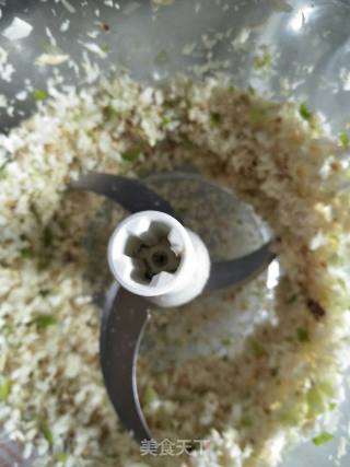 芹菜馅蒸饺的做法步骤：8