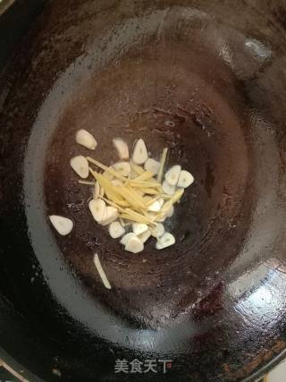胡萝卜香菇炒肉的做法步骤：9