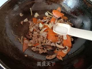 胡萝卜香菇炒肉的做法步骤：14