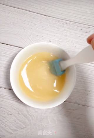 韭菜虾皮豆腐馅饼的做法步骤：2