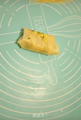 韭菜虾皮豆腐馅饼的做法步骤：12