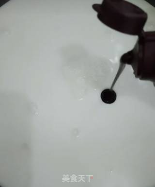 棉花糖巧克力热饮的做法步骤：1