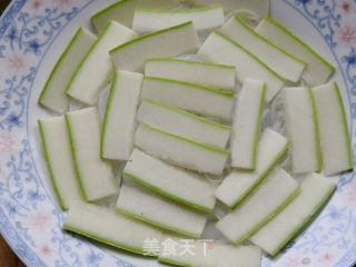 角瓜蒸腊肠的做法步骤：6