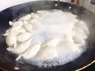韭菜猪肉馅水饺的做法步骤：9