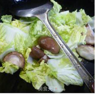 香菇油面筋娃娃菜的做法步骤：9