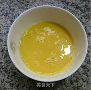 美味在嘴中徘徊~~~~~~香酥中翅的做法步骤：2