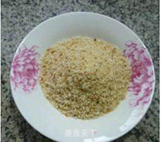 美味在嘴中徘徊~~~~~~香酥中翅的做法步骤：4