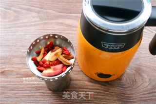 苹果红枣枸杞茶的做法步骤：5