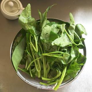 腐乳炒空心菜的做法步骤：1