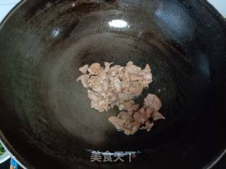 黑木耳肉片炒红薯粉的做法步骤：7
