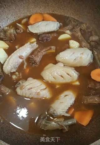 三汁焖鸡翅排骨的做法步骤：10