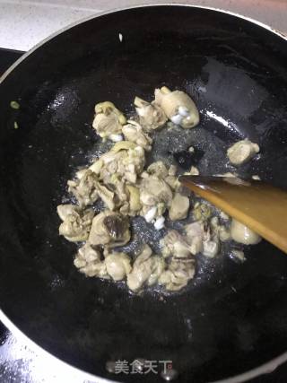咖喱鸡块的做法步骤：4