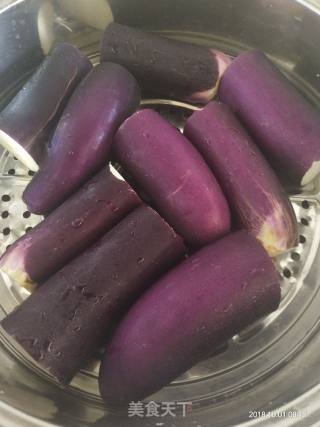 凉拌茄子的做法步骤：1