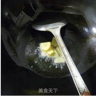 花蛤炒虾蛄的做法步骤：6