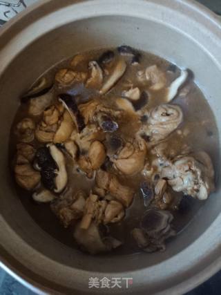 黄焖鸡的做法步骤：9