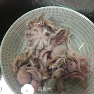 酱香小章鱼的做法步骤：3